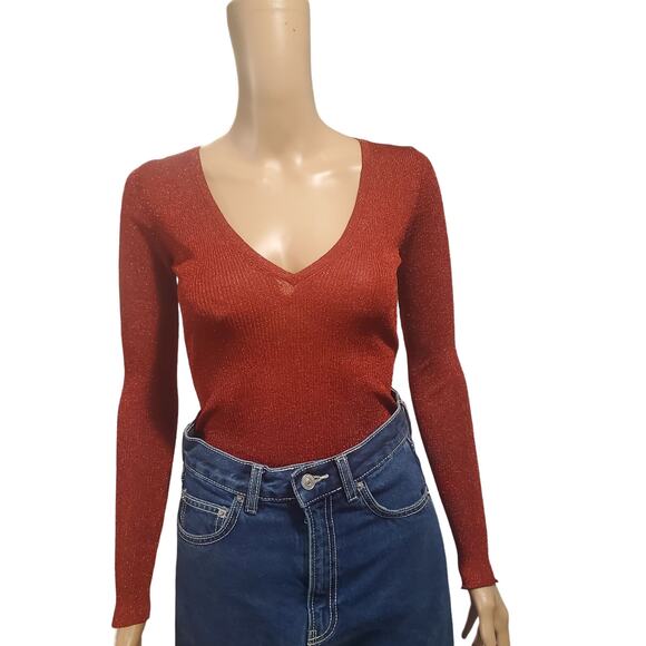 Victoria's Secret Size S Red Metallic Bodysuit Snaps Deep V Neck Club Party - Picture 1 of 11